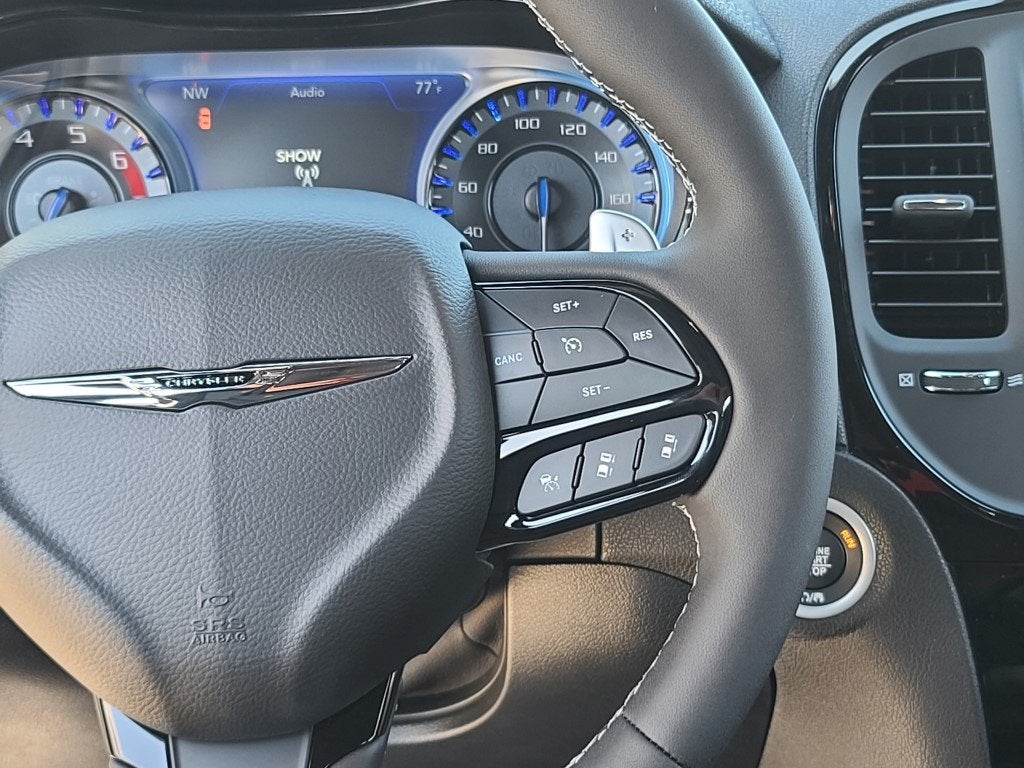 2023 Chrysler 300 S V8